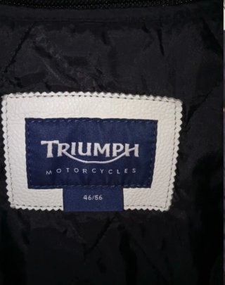Chaqueta Triumph Negra y Blanca