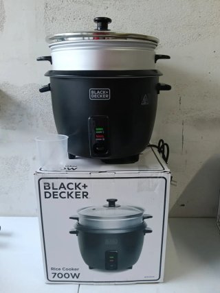 Black+Decker Cuociriso Elettrico 700W