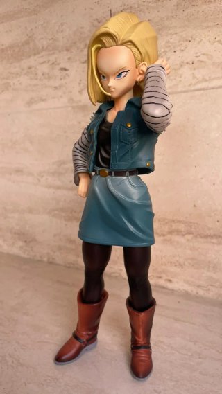 Figure Android C18 Dragon Ball Z 27cm