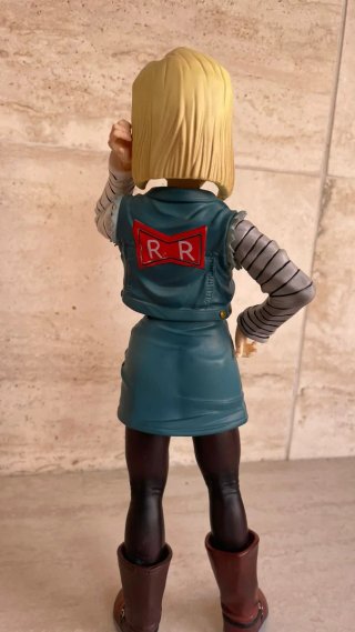 Figure Android C18 Dragon Ball Z 27cm