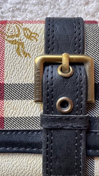 Cartera Burberry Cuadros Clásicos