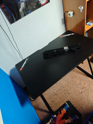 Mesa Gaming Drift Negra y Soporte para Torre Pc