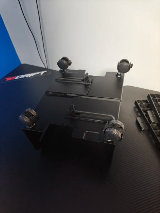 Mesa Gaming Drift Negra y Soporte para Torre Pc