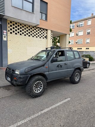 Nissan Terrano II 1995