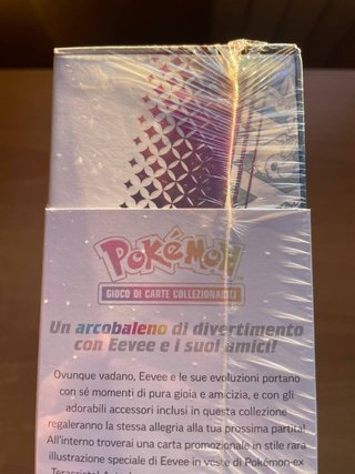 Pokemon Evoluzioni Prismatiche UPC Sealed Italiano