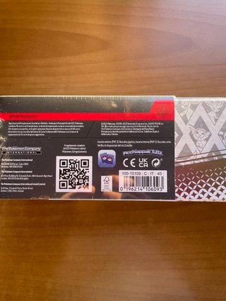 Pokemon Evoluzioni Prismatiche UPC Sealed Italiano
