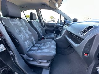 Opel Agila 2013