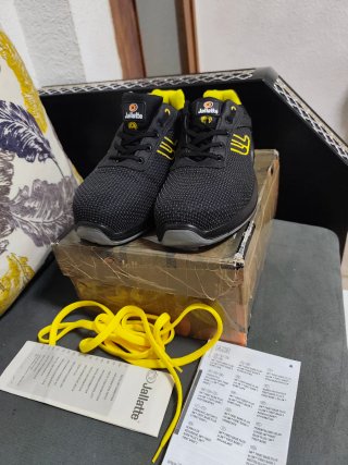 Zapatos Jallatte Talla 45 Nuevos