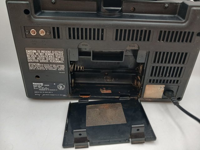 Rádio Panasonic RF-2200 8 Bandas