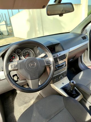 Opel Astra 2007