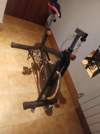 Bicicleta Estática Negra