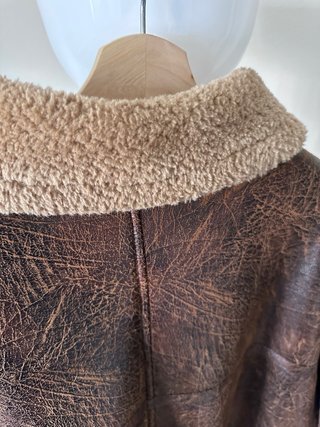 Chaqueta Zara efecto piel forrada