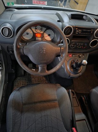 Peugeot Partner 2011
