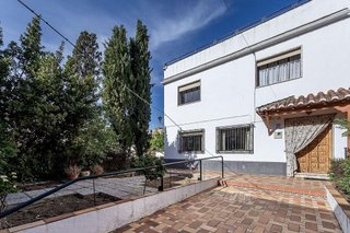 Chalet en venta en Cájar