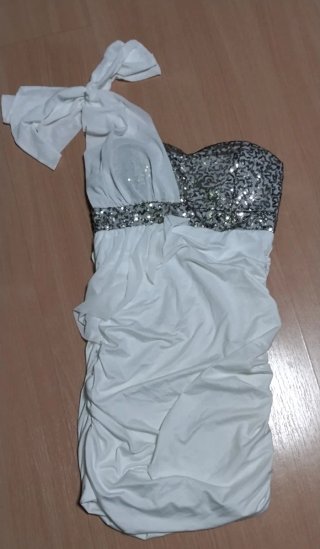 UN CHOLLO!!Pack vestidos fiesta & zapatos tacón...