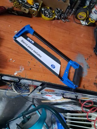 Arco de sierra para metales NIVEL 300mm