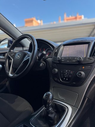 Opel Insignia 2014 (Distintivo ECO) 177,23€/MES