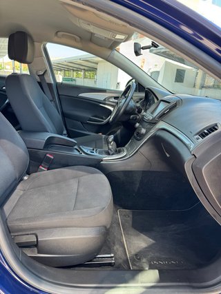Opel Insignia 2014 (Distintivo ECO) 177,23€/MES
