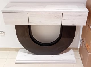 Mueble de entrada moderno con espejo