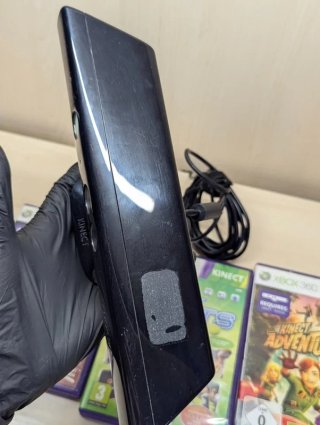 Kinect Xbox 360 + 3 Giochi
