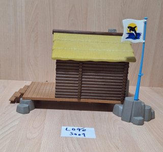 Playmobil Casa de Madera con Bandera