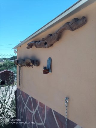 Aperos de labranza antiguos de madera