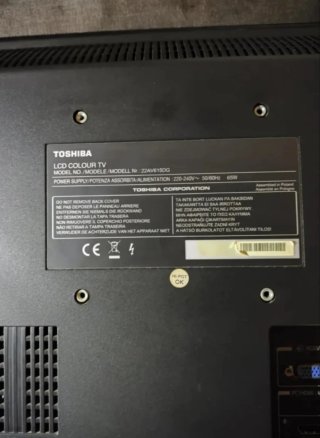 TV Toshiba Negra