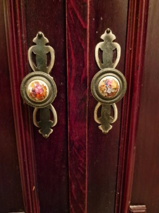 Mueble de entrada clásico madera