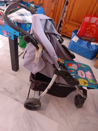 Silla de paseo infantil con diseño