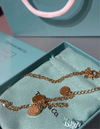 Collar Tiffany & Co. Corazones Oro