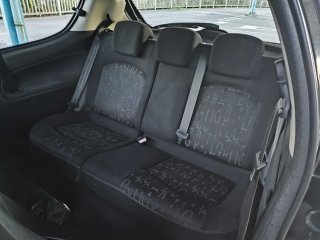 Peugeot 206 2005 (no vendo las llantas)