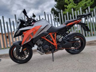 KTM 1290 SUPERDUKE GT 2017