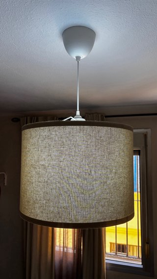 Lámpara de tela beige