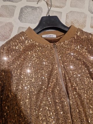 Chaqueta bomber con lentejuelas