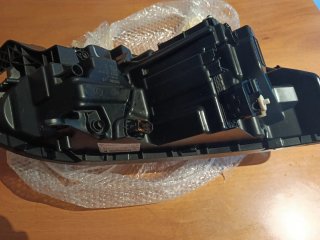 Faro Izquierdo Renault Scenic IV