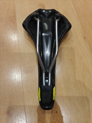 Sillín Prologo MTB Negro/Amarillo