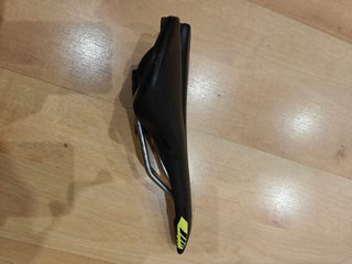 Sillín Prologo MTB Negro/Amarillo