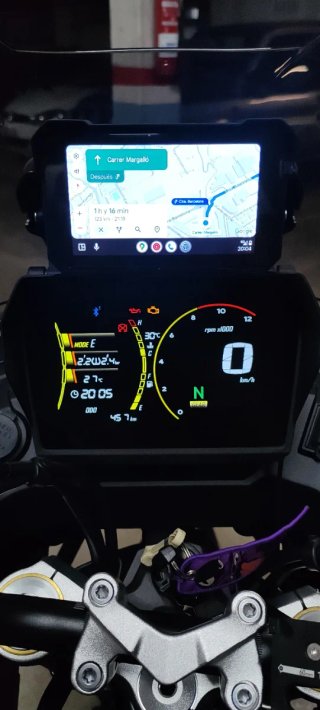 VOGE 625 DSX Aventura Negra y Dorada