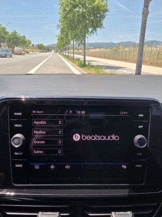 Volkswagen T-Roc 2023