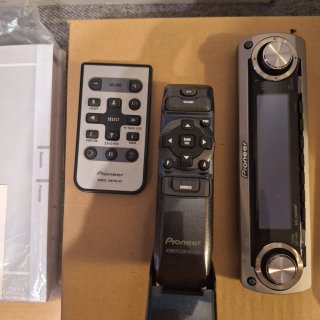 Pioneer DEH-P8600MP Radio CD MP3 con Bluetooth