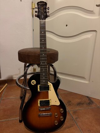 Guitarra Eléctrica Epiphone Les Paul 100