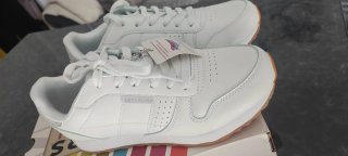 Zapatillas Skechers Mujer Blancas y Plateadas