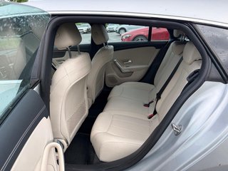 Mercedes-Benz CLA Shooting Brake 180d
