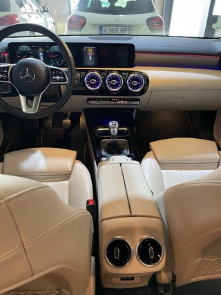 Mercedes-Benz CLA Shooting Brake 180d