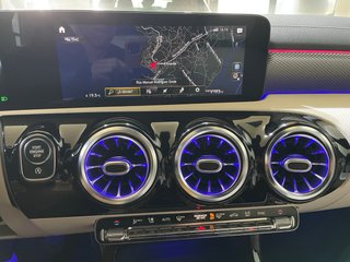 Mercedes-Benz CLA Shooting Brake 180d