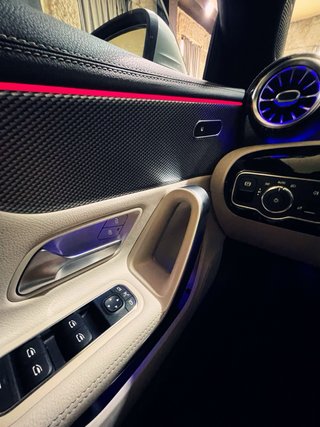 Mercedes-Benz CLA Shooting Brake 180d