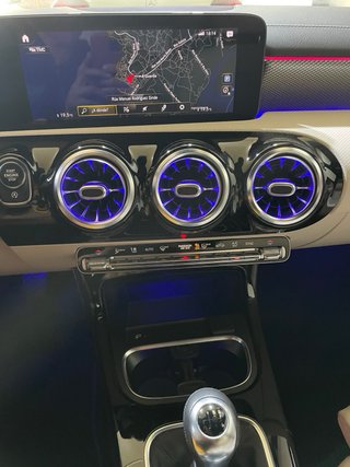 Mercedes-Benz CLA Shooting Brake 180d