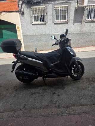 Kymco People 125 Plata
