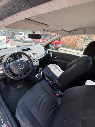 Renault Clio diciembre 2005