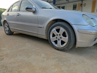 Mercedes-Benz Clase C 2001